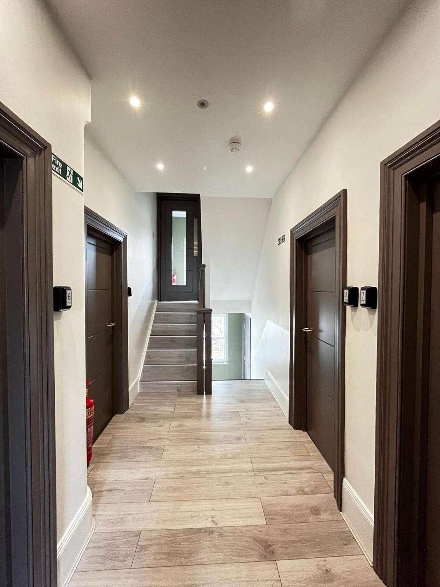 ברייטון Apt 08 Beachside Beauty Central Studio Steps From Cafes מראה חיצוני תמונה