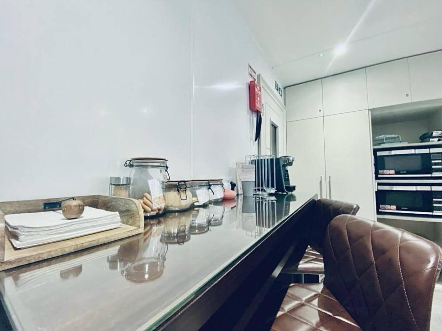 ברייטון Apt 08 Beachside Beauty Central Studio Steps From Cafes מראה חיצוני תמונה